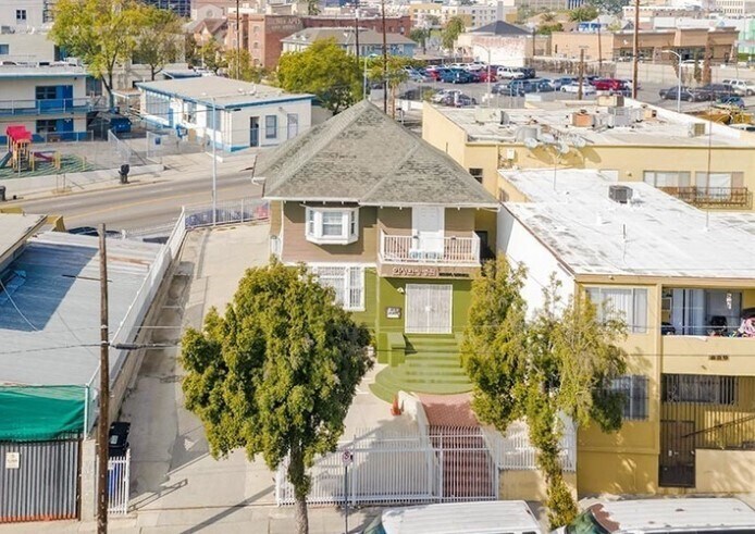 More Photos Of 830 S Hoover St, Los Angeles Storefront Retail Office For Sale