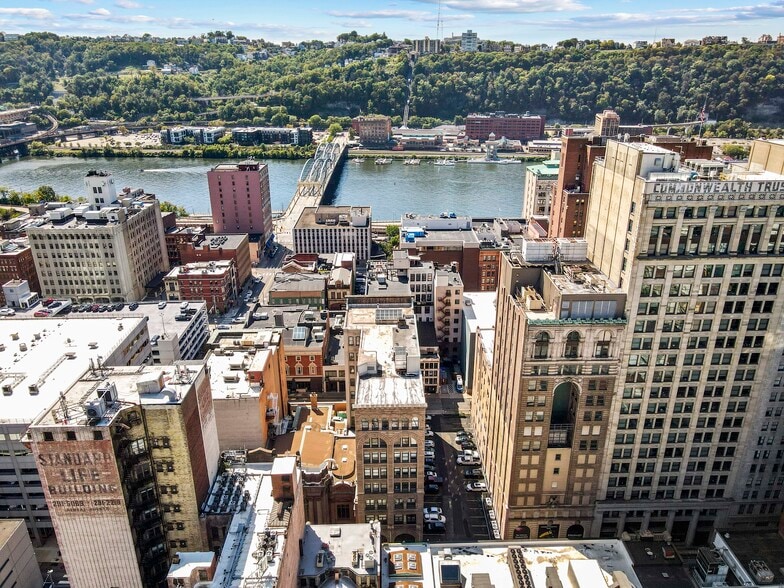 More Photos Of 336 Fourth Ave, Pittsburgh Office For Lease