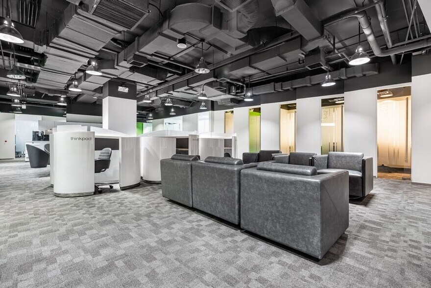More Photos Of 300 Interstate Corporate Cent, Williston Coworking Space