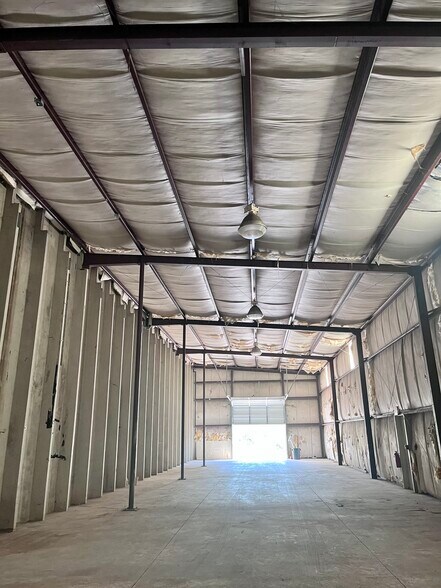 More Photos Of 1200 N Main St, Noble Warehouse For Lease