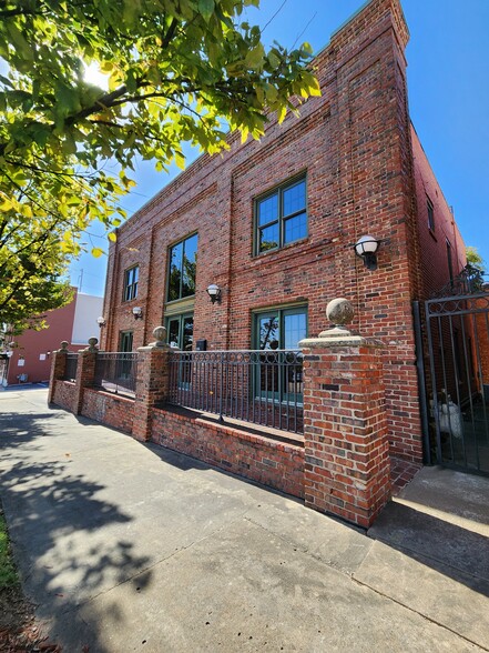 Primary Photo Of 1112 S Boston Ave, Tulsa Loft Creative Space For Sale