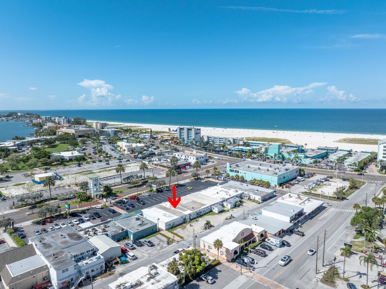 More Photos Of 118-146 107th Ave, Treasure Island Storefront For Lease