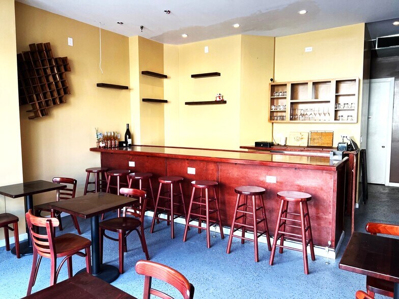 More Photos Of 550 Metropolitan Ave, Brooklyn Apartments For Lease
