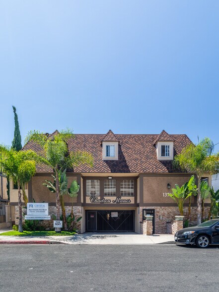 More Photos Of 13717 Chadron Ave, Hawthorne Apartments For Sale