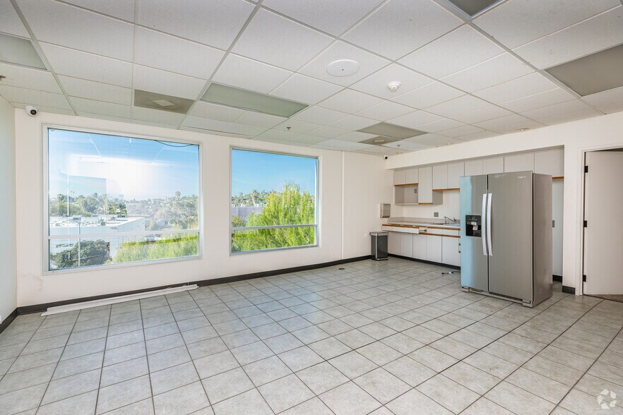 More Photos Of 2937 Norman Strasse Rd, San Marcos Warehouse For Lease