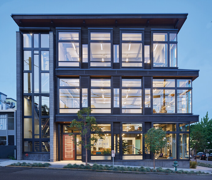 Primary Photo Of 3800 Woodland Park Ave N, Seattle Office Residential For Lease