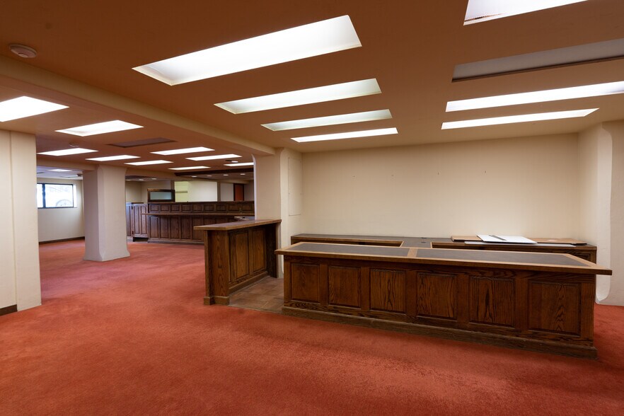 More Photos Of 0 Dolores 2 NW of 8th, Carmel Office For Lease