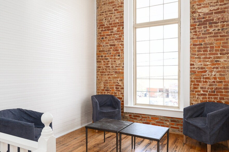 More Photos Of 1403 Huntsville Rd, Florence Coworking Space