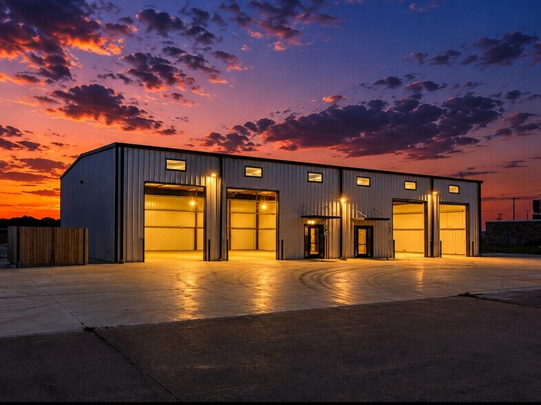Primary Photo Of 142 Boyd Business Pky, Boyd Flex For Lease
