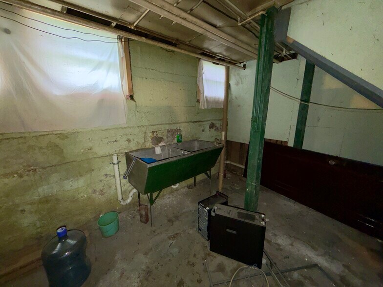 More Photos Of 514 Coleman Ave, Johnstown Office Residential For Sale