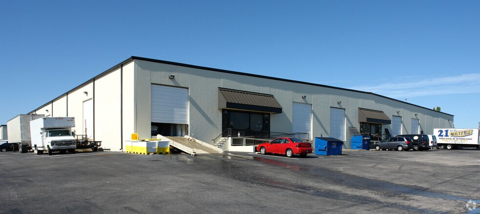 More Photos Of 3216 Wellington Ct, Raleigh Warehouse For Lease