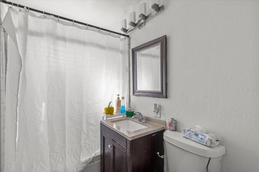 More Photos Of 510 Chiechi Ave, San Jose Apartments For Sale