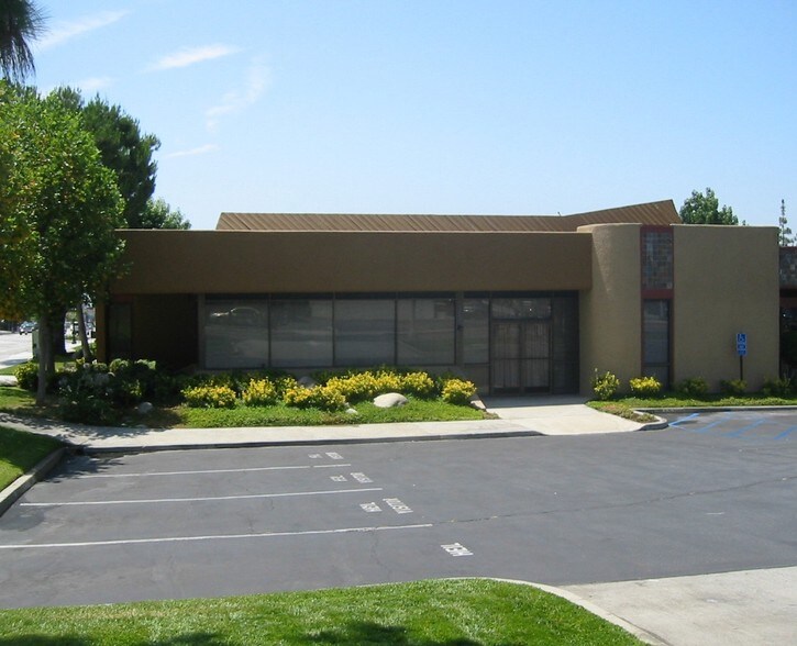 More Photos Of 701 S Myrtle Ave, Monrovia Office For Lease