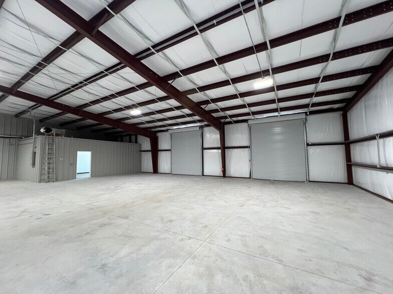 More Photos Of 154 Professional Circle A, Saint Marys Industrial For Sale
