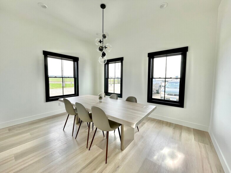 More Photos Of 4200 Love Ln, Bozeman Self Storage For Sale