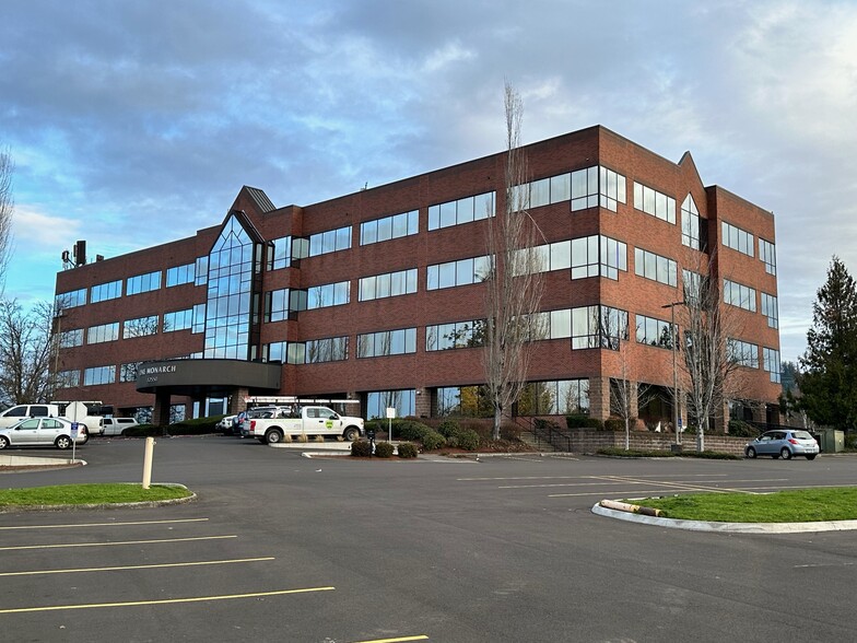 Primary Photo Of 12550 SE 93rd Ave, Clackamas Office For Lease