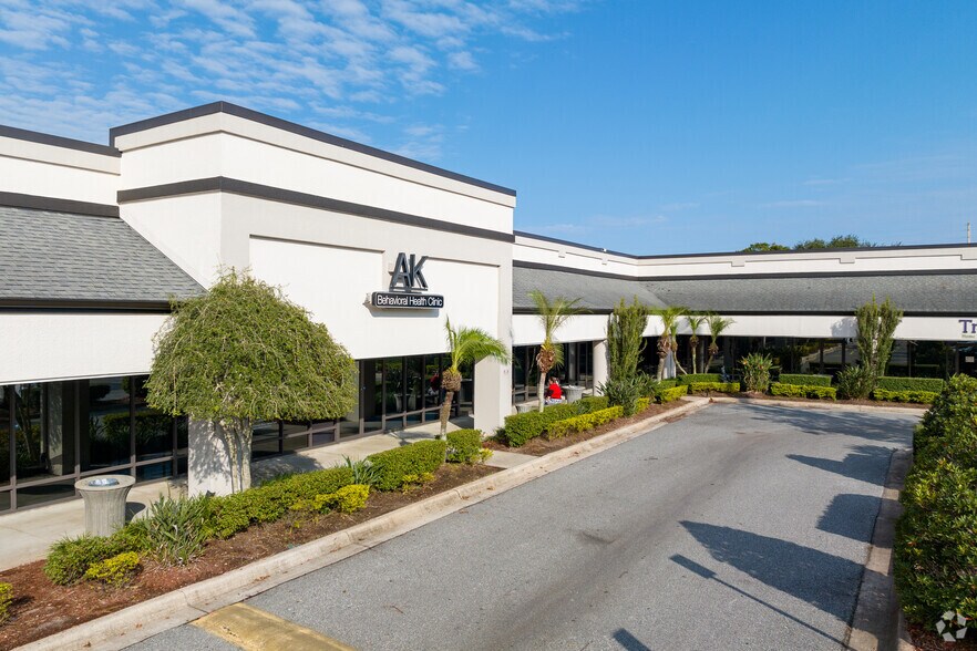 Primary Photo Of 5575 S Semoran Blvd, Orlando Unknown For Lease