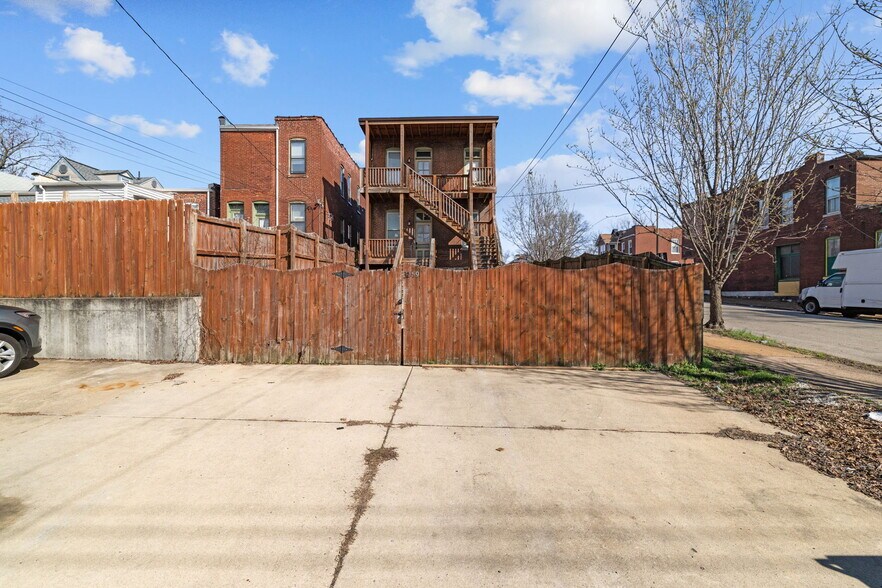 More Photos Of 3259 Minnesota Ave, Saint Louis Multifamily For Sale