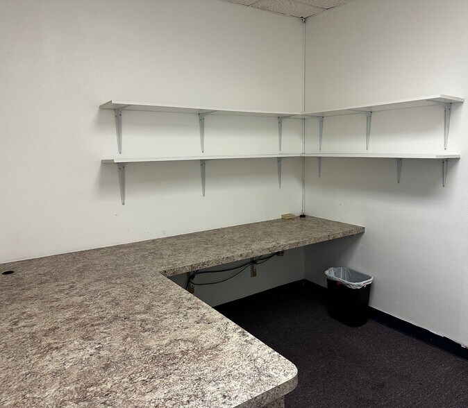 More Photos Of 3901 66th St N, Saint Petersburg Medical For Lease