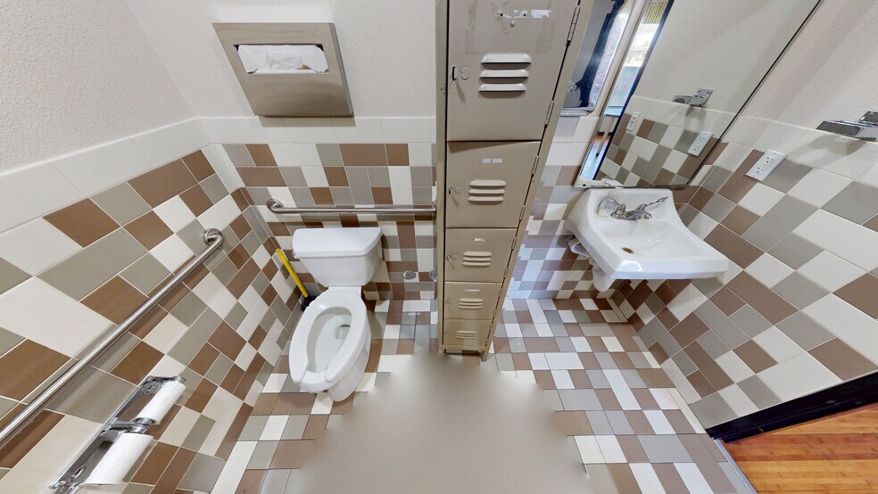 More Photos Of 3650 S Eastern Ave, Las Vegas Medical For Sale