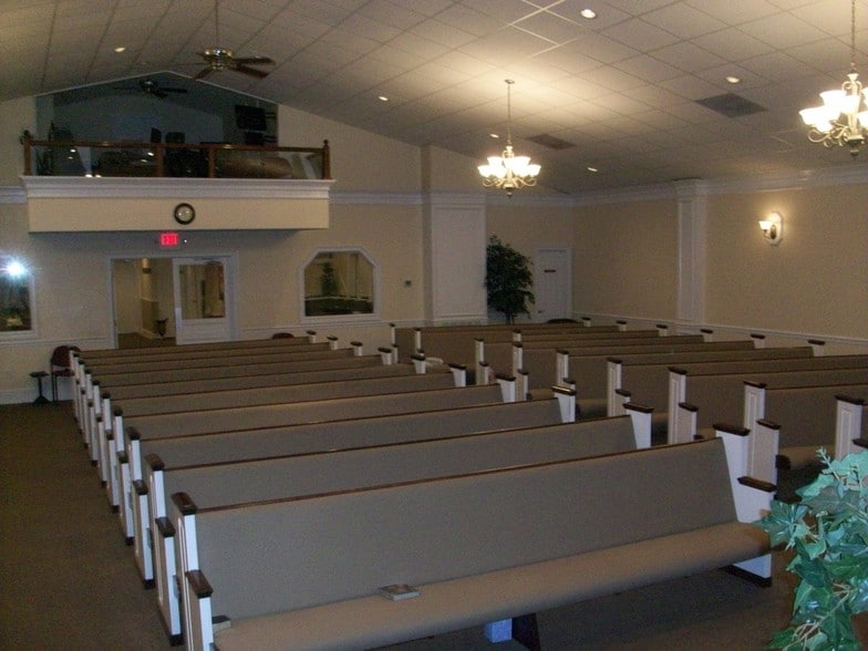 More Photos Of 99 Ellis Trl, Covington Religious Facility For Sale