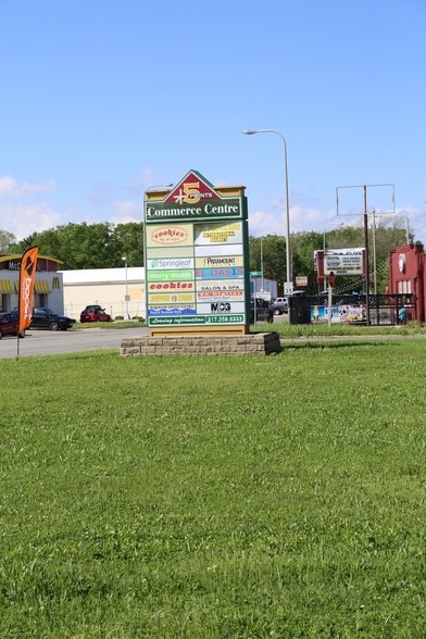 More Photos Of 520 N Cunningham Ave, Urbana Unknown For Lease