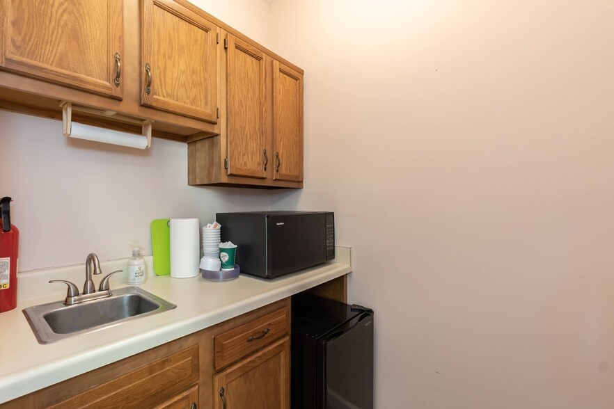 More Photos Of 5854-5862 Faringdon Pl, Raleigh Office For Lease
