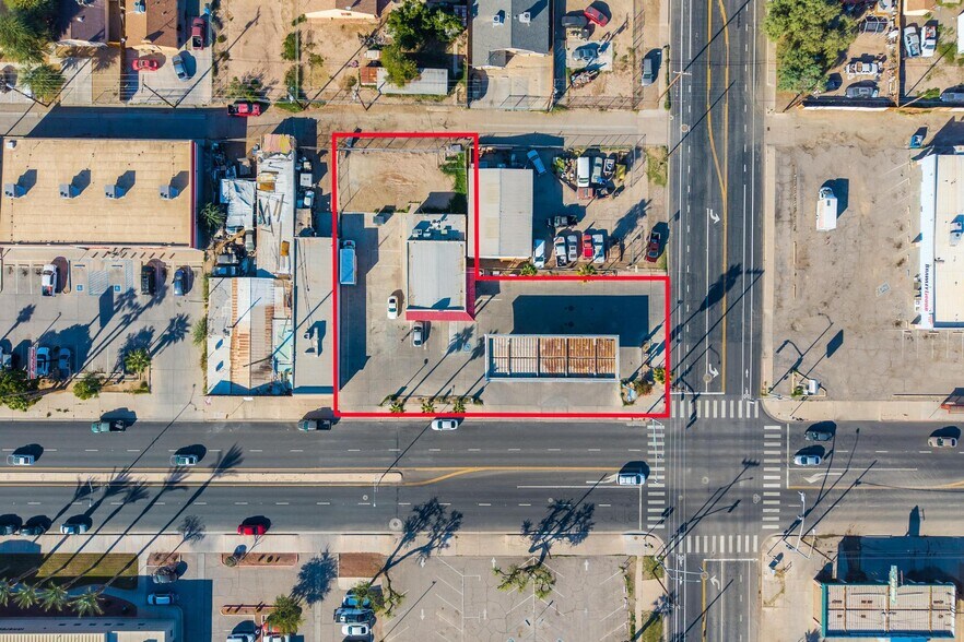 More Photos Of 977 Main St, Brawley General Retail For Sale