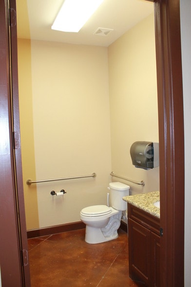 More Photos Of 14375 Liberty St, Montgomery Coworking Space