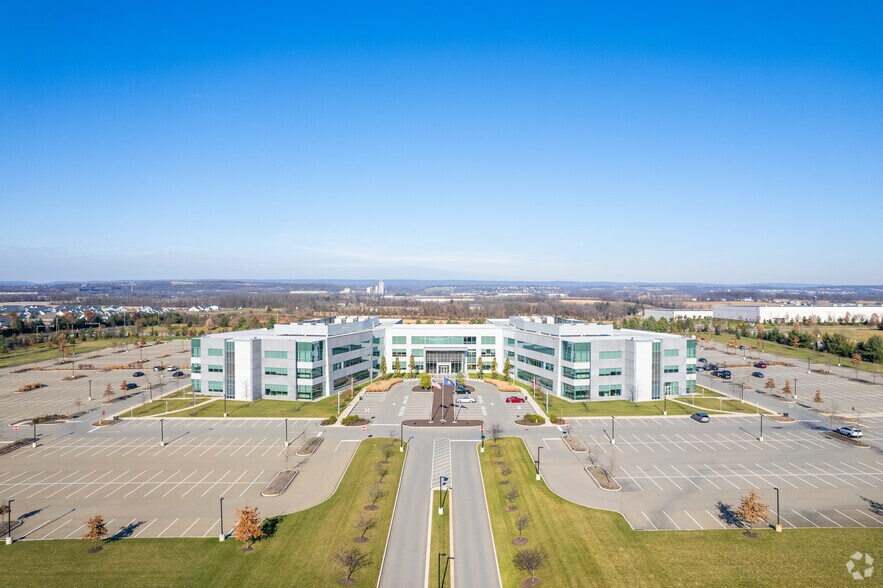 More Photos Of 6255 Sterners Way, Bethlehem Office For Sale