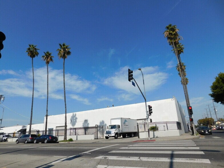 More Photos Of 365 E Jefferson Blvd, Los Angeles Warehouse For Lease