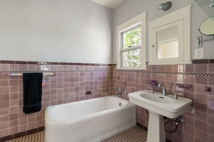 More Photos Of 1642 Elevado St, Los Angeles Multifamily For Sale