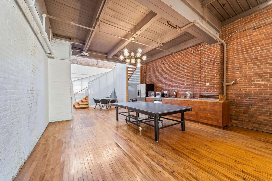 More Photos Of 1027 S Clinton Ave, Trenton Office For Sale
