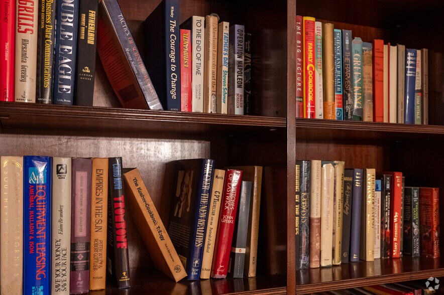 More Photos Of 332-350 W 57th St, New York Apartments For Sale