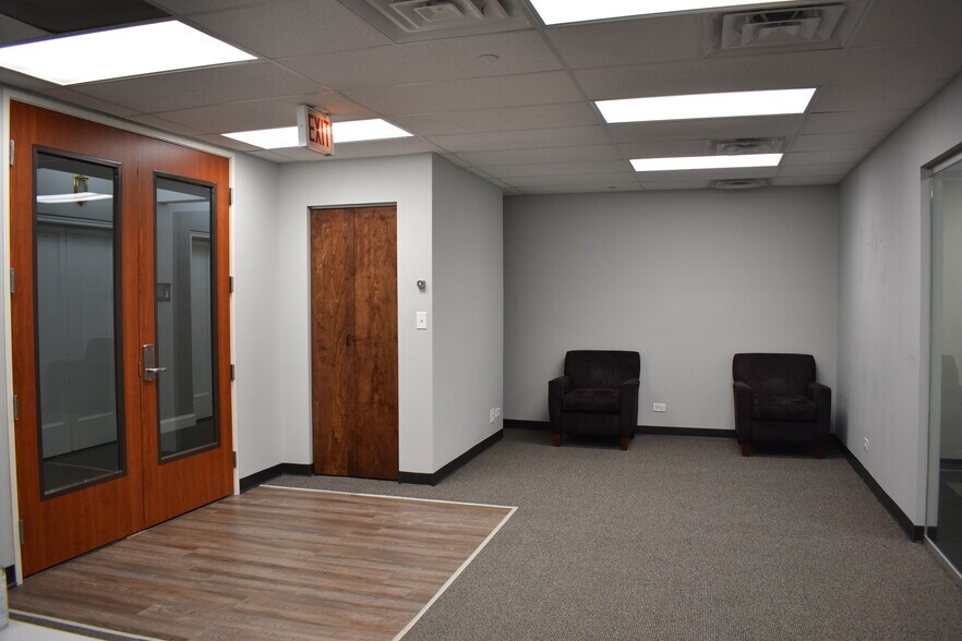 More Photos Of 105 W Madison St, Chicago Office Residential For Lease