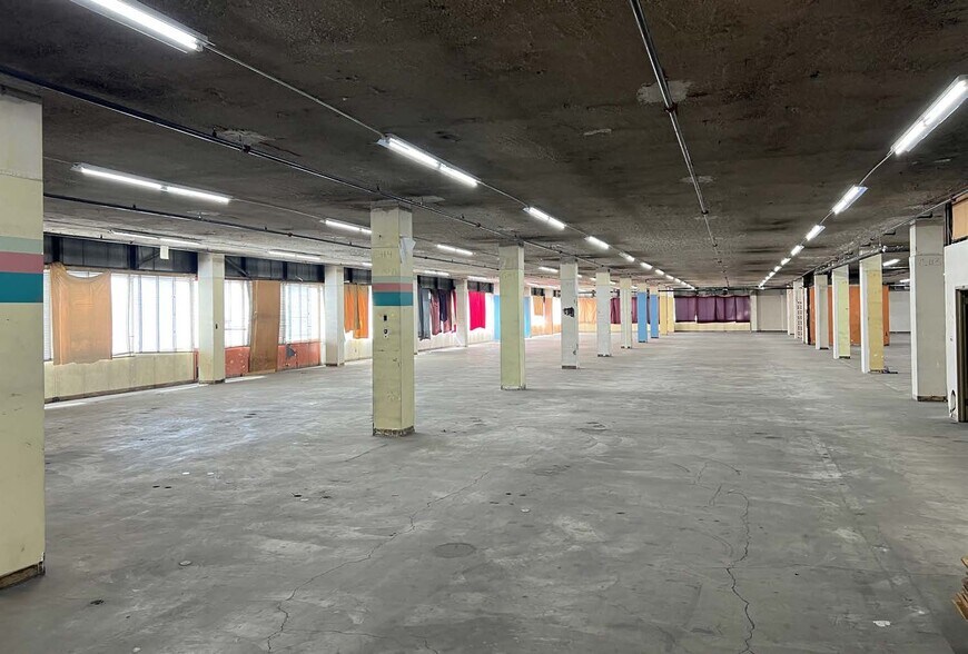 More Photos Of 1525 S Broadway, Los Angeles Manufacturing For Lease