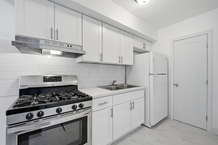 More Photos Of 1127 E Garvey Ave N, West Covina Apartments For Sale