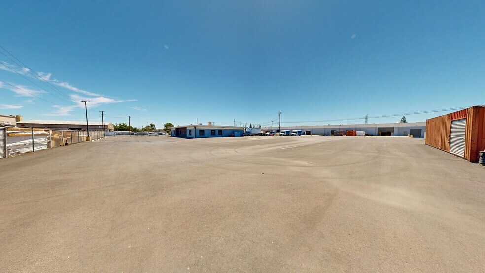 More Photos Of 8180 Industrial Pky, Sacramento Industrial For Lease