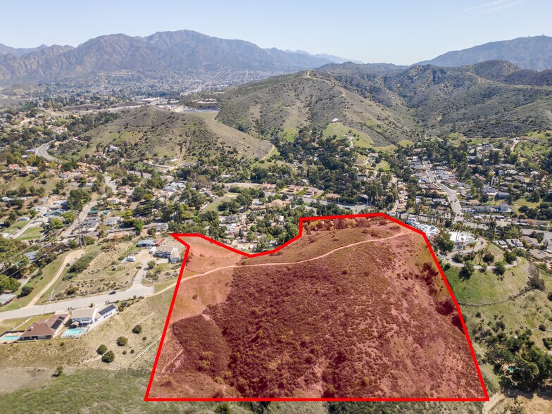 More Photos Of 10131 Johanna Ave, Sunland Land For Sale