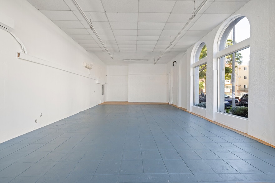 More Photos Of 4356-4378 W 3rd St, Los Angeles Storefront Retail Residential For Lease