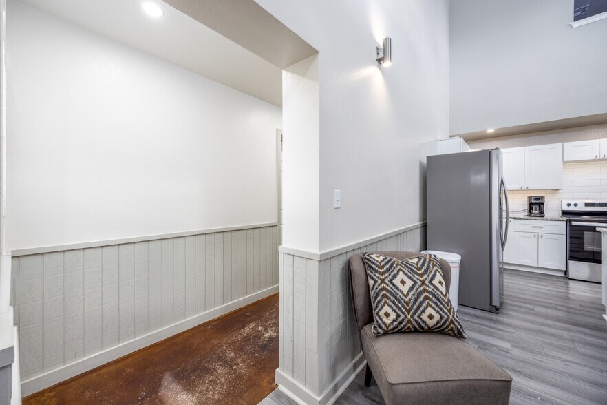 More Photos Of 12625 Sandpiper Rd, Thackerville Specialty For Sale