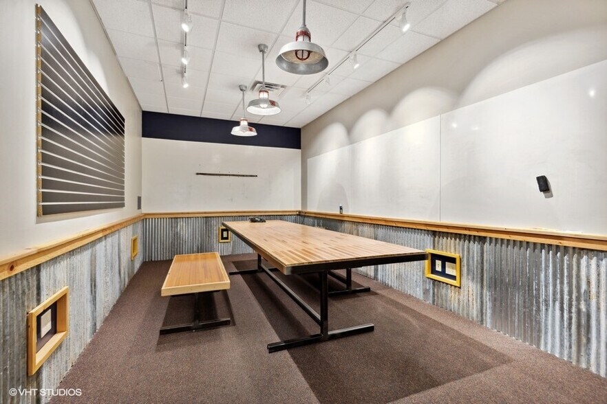 More Photos Of 454 County Rd V V, Somerset Manufacturing For Sale