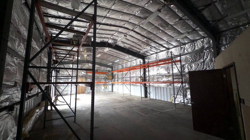 More Photos Of 500 Alakawa St, Honolulu Warehouse For Lease