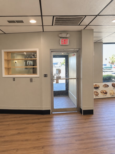 More Photos Of 3208 N Graham St, Charlotte Restaurant For Lease