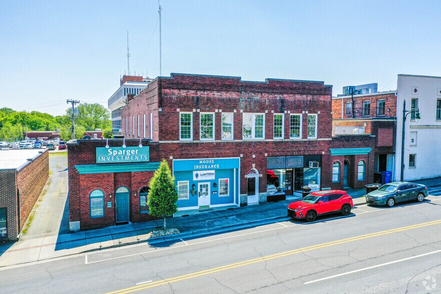 Primary Photo Of 114 E Main St, Albemarle Coworking Space