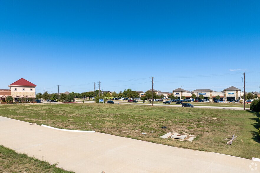 More Photos Of 7851 Eldorado Pky, McKinney Storefront Retail Office For Lease