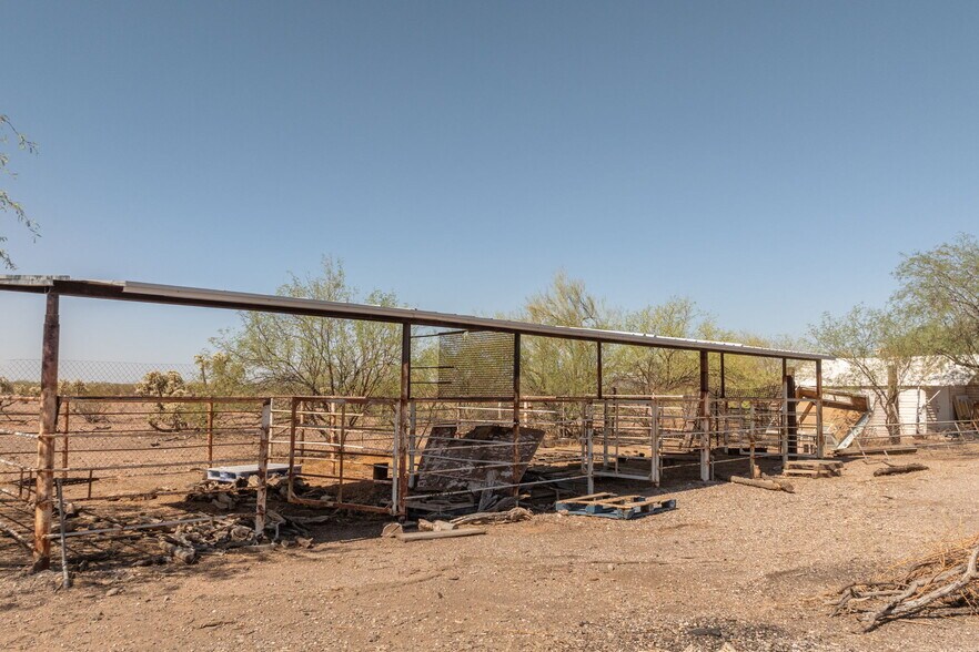 More Photos Of 15775 E US Highway 60, Gold Canyon Land For Sale