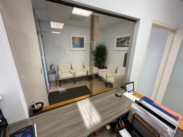 More Photos Of 2260 Palm Beach Lakes Blvd, West Palm Beach Medical For Lease