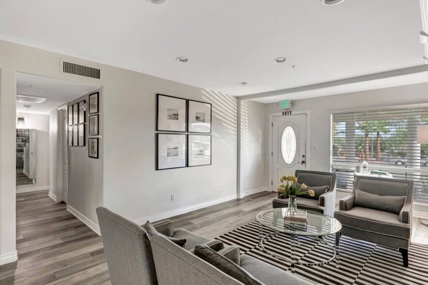 More Photos Of 15801 N 19th Pl, Phoenix Assisted Living For Sale