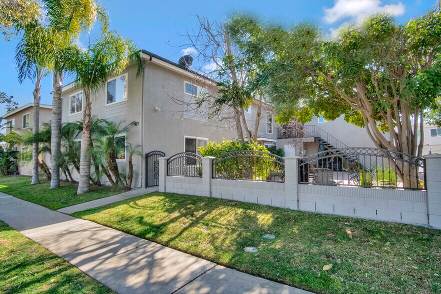 More Photos Of 977 Valencia St, Costa Mesa Apartments For Sale